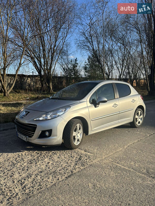 Хетчбек Peugeot 207 2009 в Вараші фото 2 Хетчбек Peugeot 207 2009 в Вараші