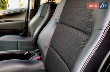 Хэтчбек Peugeot 207 2012 в 
