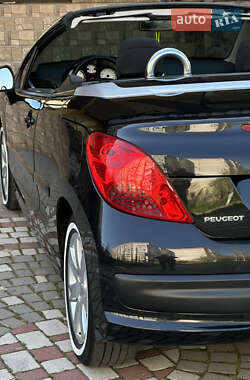 Кабриолет Peugeot 207 2009 в 