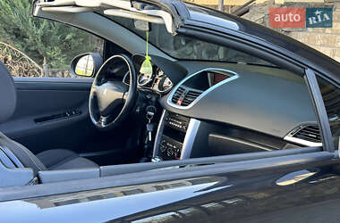 Кабриолет Peugeot 207 2009 в 