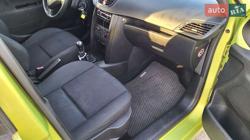 Хетчбек Peugeot 207 2006 в Одесі