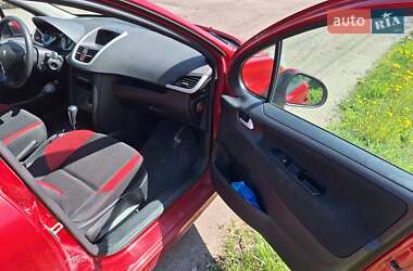 Хетчбек Peugeot 207 2007 в 