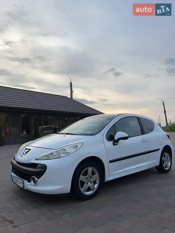 Peugeot 207
