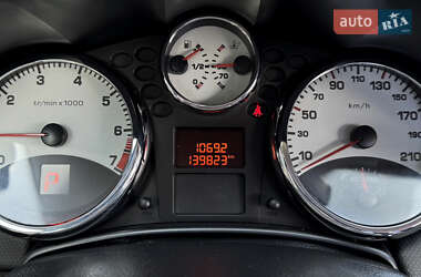 Кабриолет Peugeot 207 2007 в 
