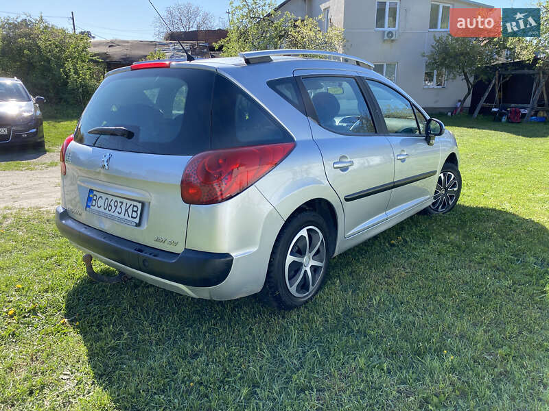 Універсал Peugeot 207 2010 в Львові