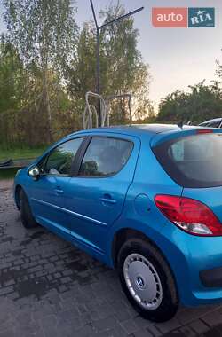 Хетчбек Peugeot 207 2012 в 