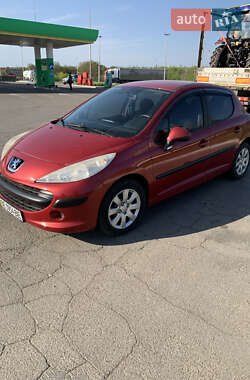 Хэтчбек Peugeot 207 2006 в 