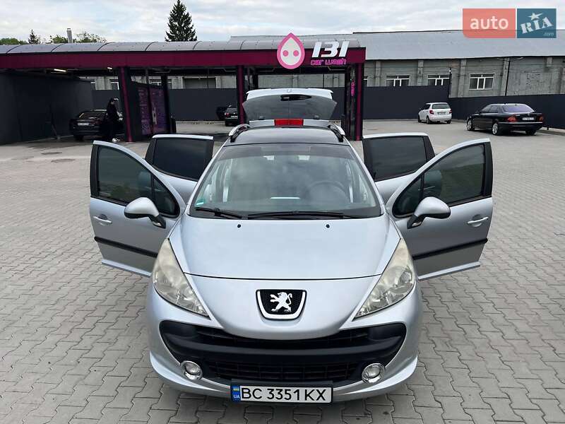 Универсал Peugeot 207 2009 в Львове