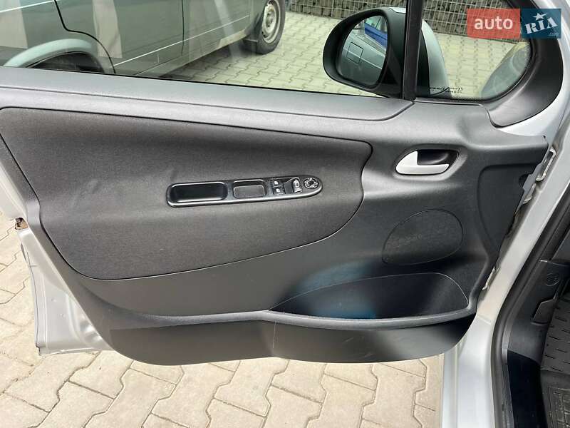 Универсал Peugeot 207 2009 в Львове