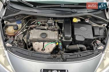 Универсал Peugeot 207 2009 в 