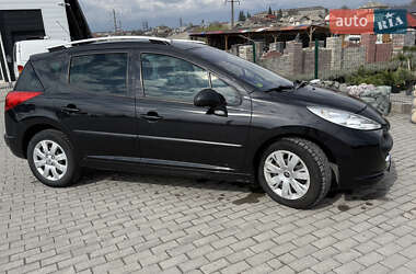 Хэтчбек Peugeot 207 2007 в 