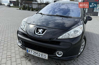 Хэтчбек Peugeot 207 2007 в 