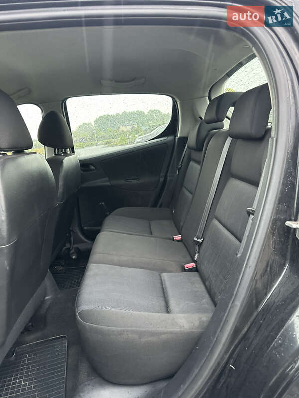 Хетчбек Peugeot 207 2009 в Жовкві