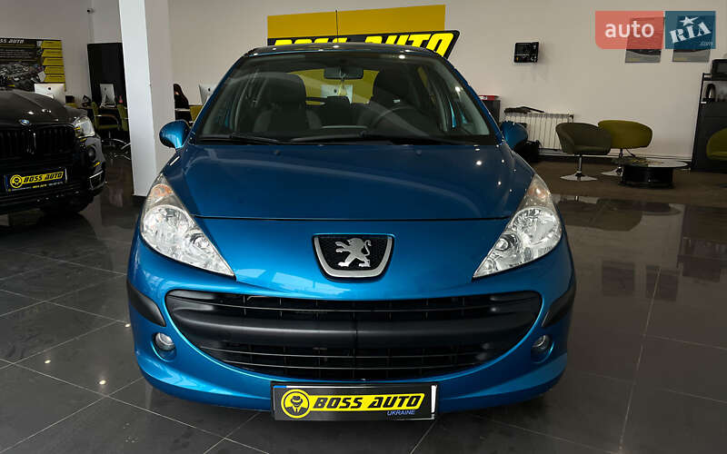 Хетчбек Peugeot 207 2008 в Шептицькому