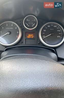 Хетчбек Peugeot 207 2010 в 