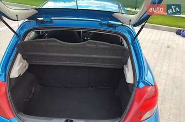 Хэтчбек Peugeot 207 2011 в 
