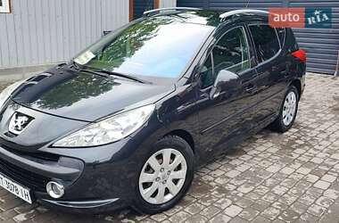 Хэтчбек Peugeot 207 2007 в Каменец-Подольском