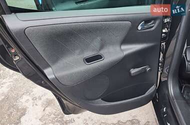 Хетчбек Peugeot 207 2007 в 