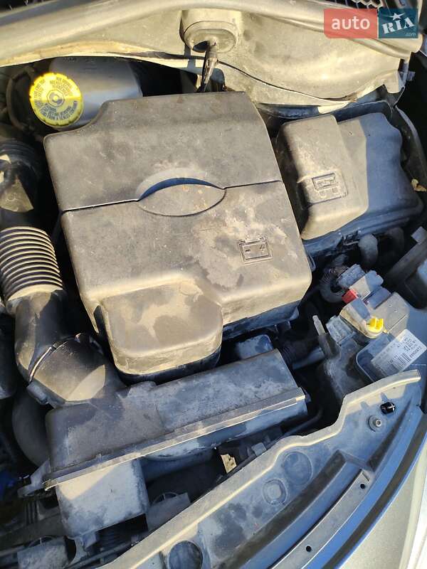 Універсал Peugeot 207 2008 в Кам'янському