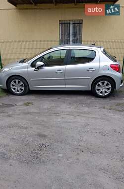 Хетчбек Peugeot 207 2007 в Львові