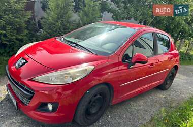 Хэтчбек Peugeot 207 2011 в Львове