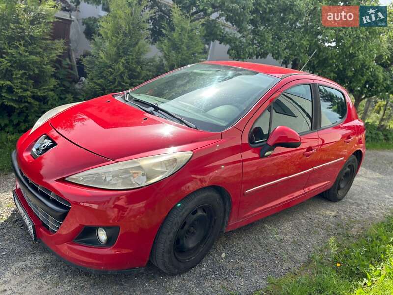 Peugeot 207 2011