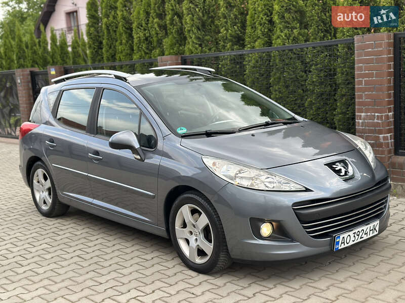 Peugeot 207 2010