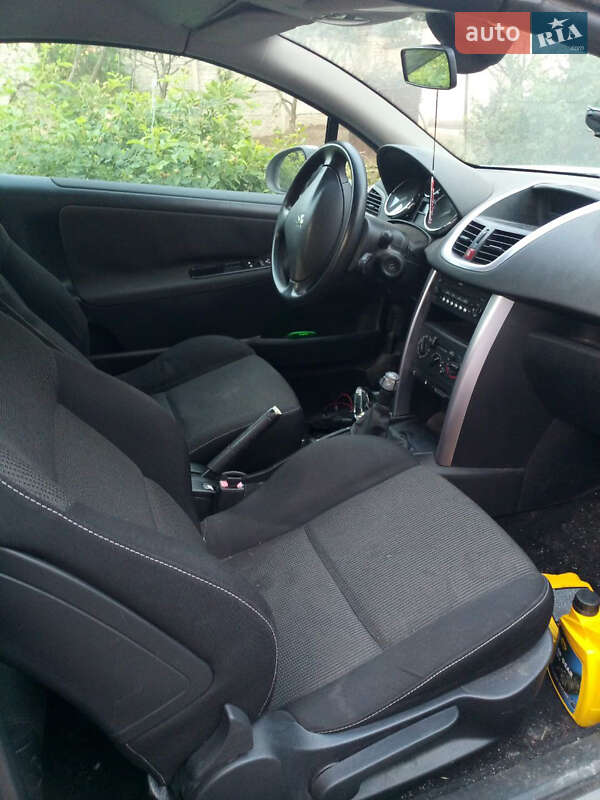 Кабріолет Peugeot 207 2007 в Запоріжжі