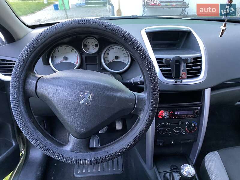 Хетчбек Peugeot 207 2007 в Дрогобичі
