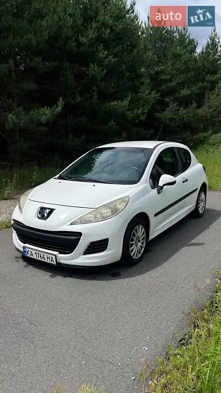 Peugeot 207 2010
