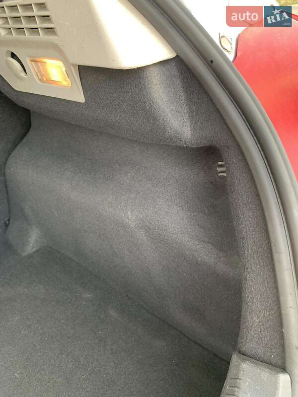 Хетчбек Peugeot 207 2008 в Калуші