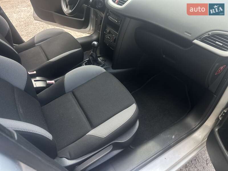 Універсал Peugeot 207 2008 в Чернігові