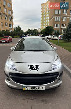 Хэтчбек Peugeot 207 2007 в Киеве