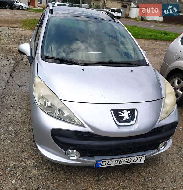 Универсал Peugeot 207 2009 в Стрые