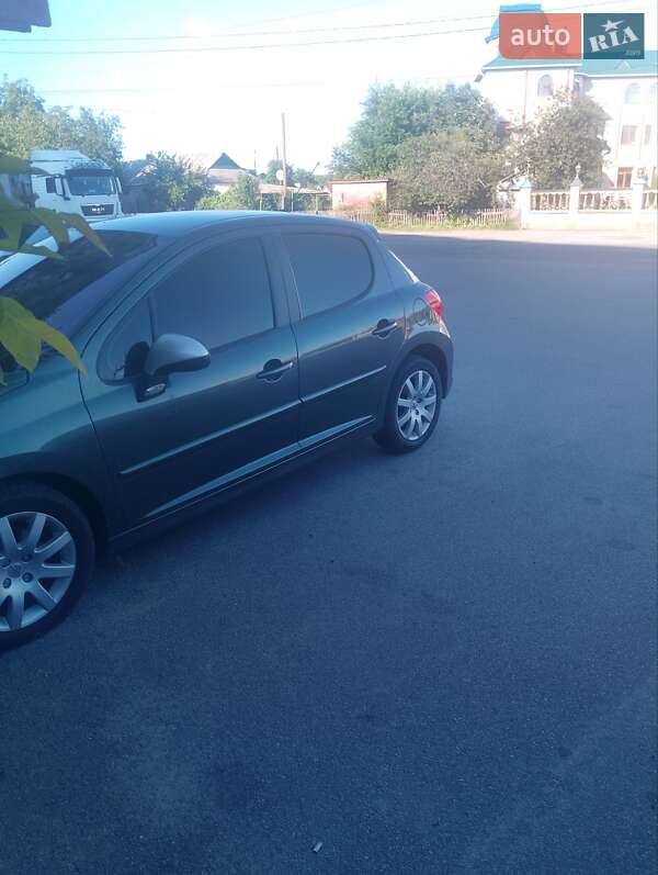 Хетчбек Peugeot 207 2006 в Вінниці