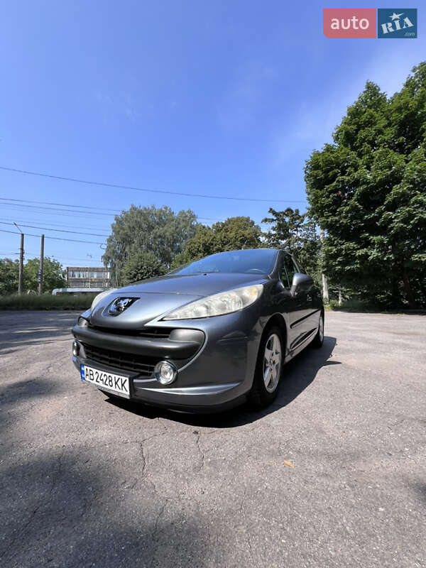 Хетчбек Peugeot 207 2009 в Вінниці
