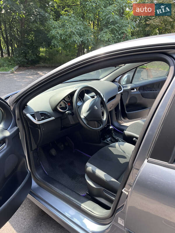 Хетчбек Peugeot 207 2009 в Вінниці