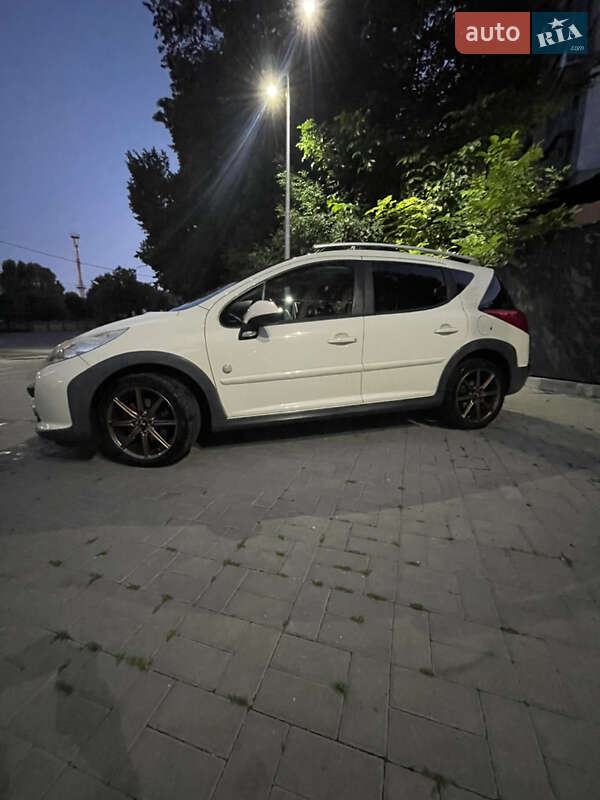 Універсал Peugeot 207 2008 в Хмельницькому