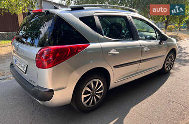 Универсал Peugeot 207 2009 в 