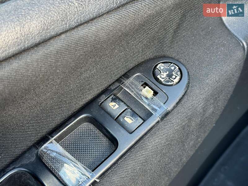 Универсал Peugeot 207 2009 в Виннице