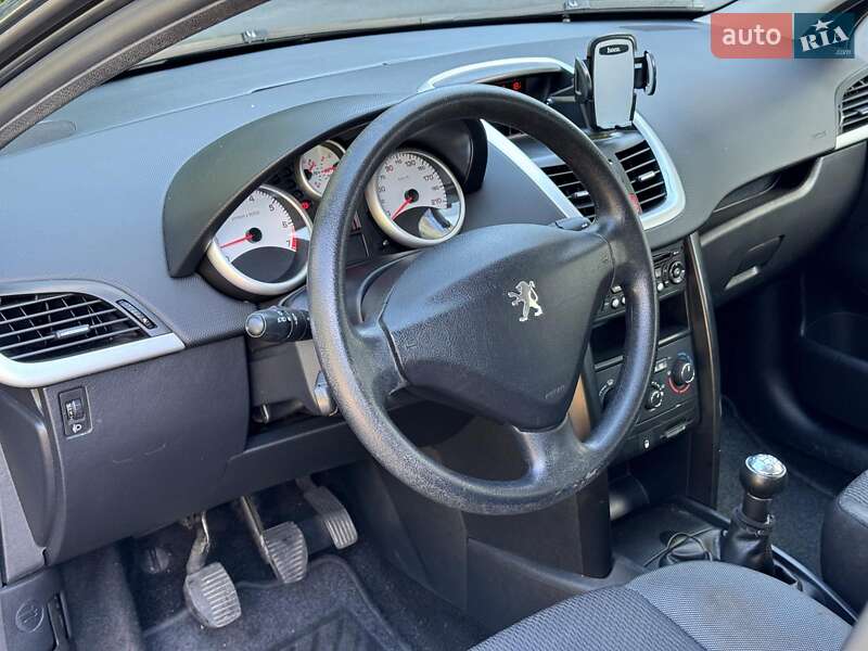 Универсал Peugeot 207 2009 в Виннице