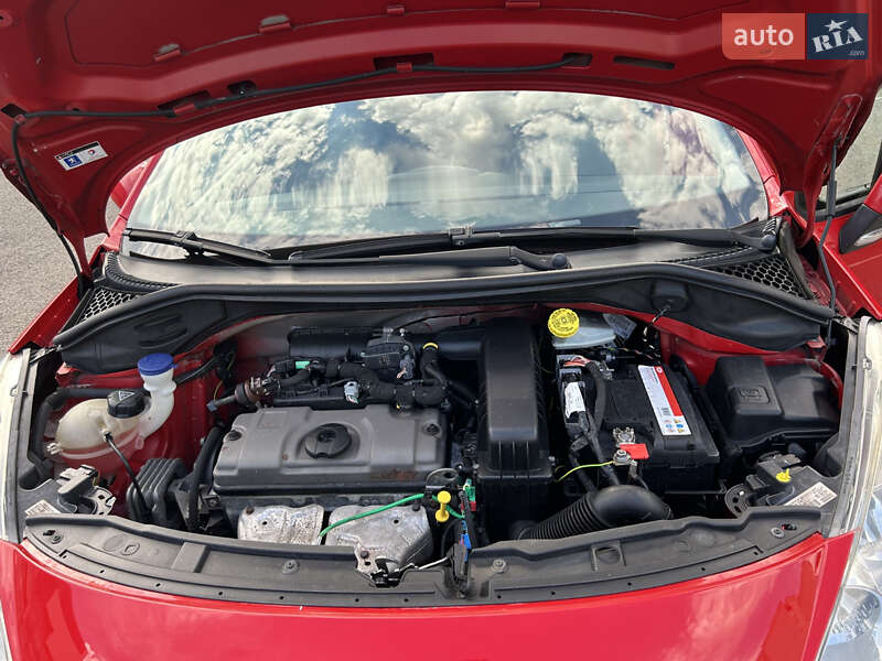 Хэтчбек Peugeot 207 2009 в Ковеле