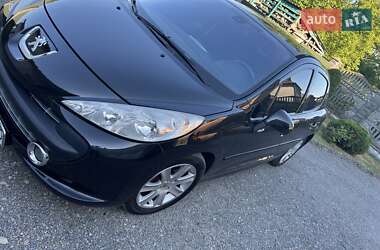 Хэтчбек Peugeot 207 2007 в Самборе