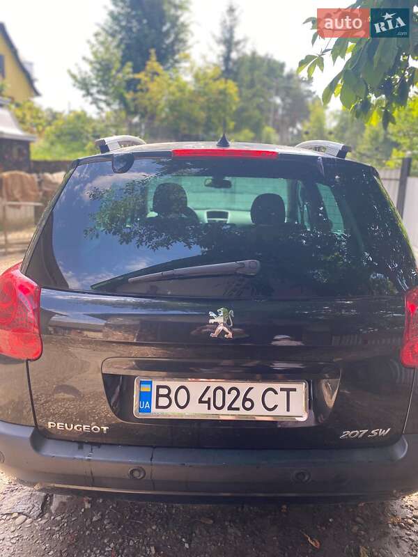 Універсал Peugeot 207 2009 в Товсте