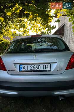 Хетчбек Peugeot 207 2007 в Бучі