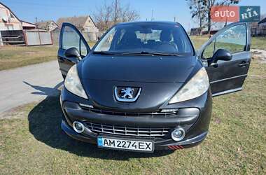 Хетчбек Peugeot 207 2007 в Чуднові