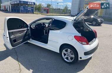 Хетчбек Peugeot 207 2012 в Запоріжжі