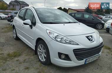 Хэтчбек Peugeot 207 2011 в Виннице