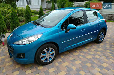 Хэтчбек Peugeot 207 2011 в Киеве