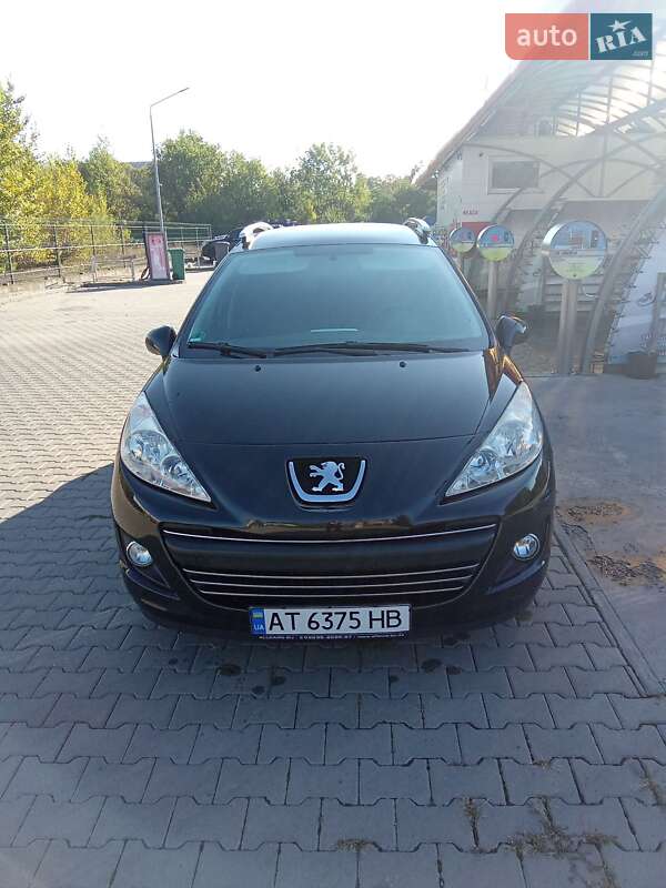 Peugeot 207 2010